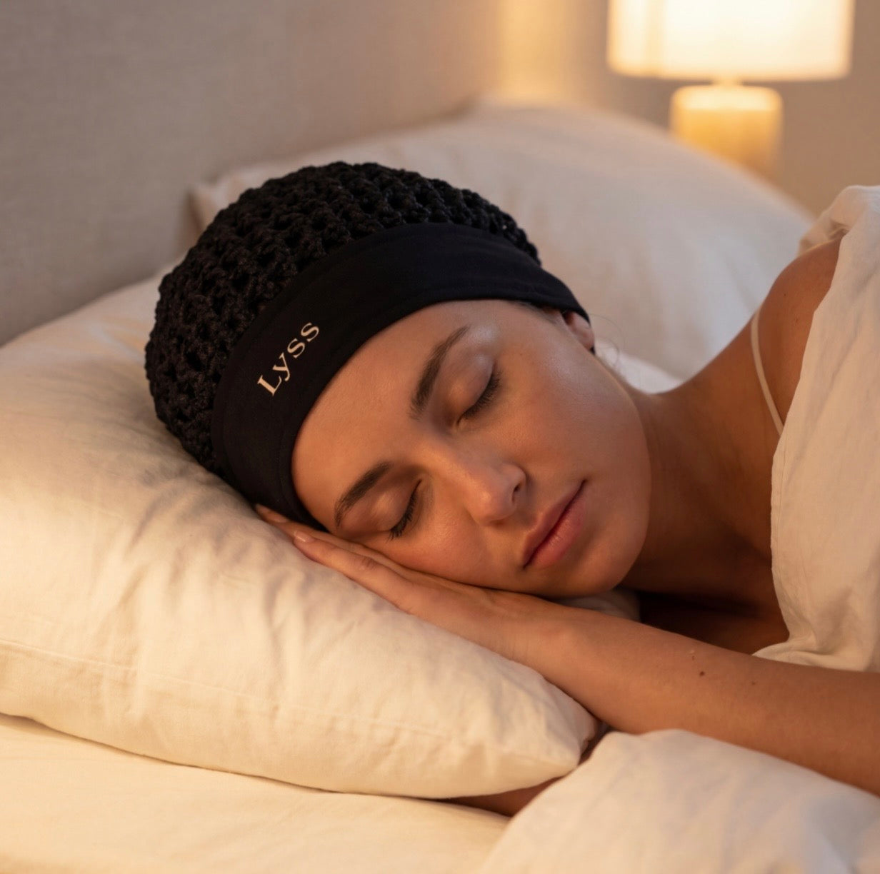 Bonnet en filet black small